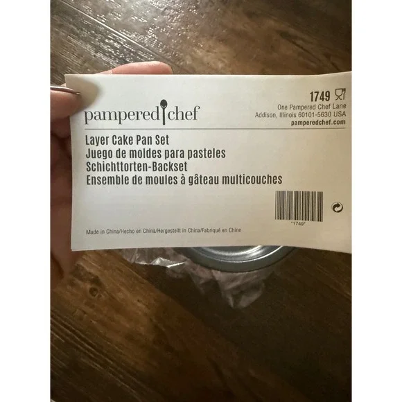 Pampered Chef Layer Cake Pan Set 4 Round Baking Pans Nonstick - Picture 2 of 8